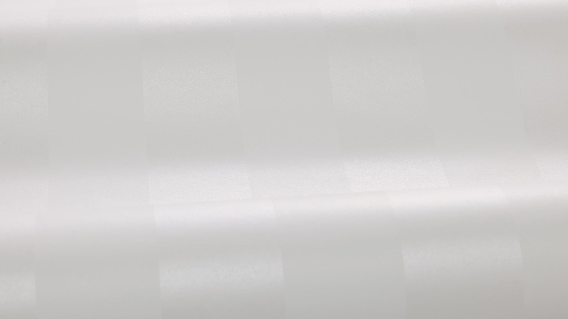 Vlies-Tapete mit Streifen KARL in Weiß mit pudrigem Rosa