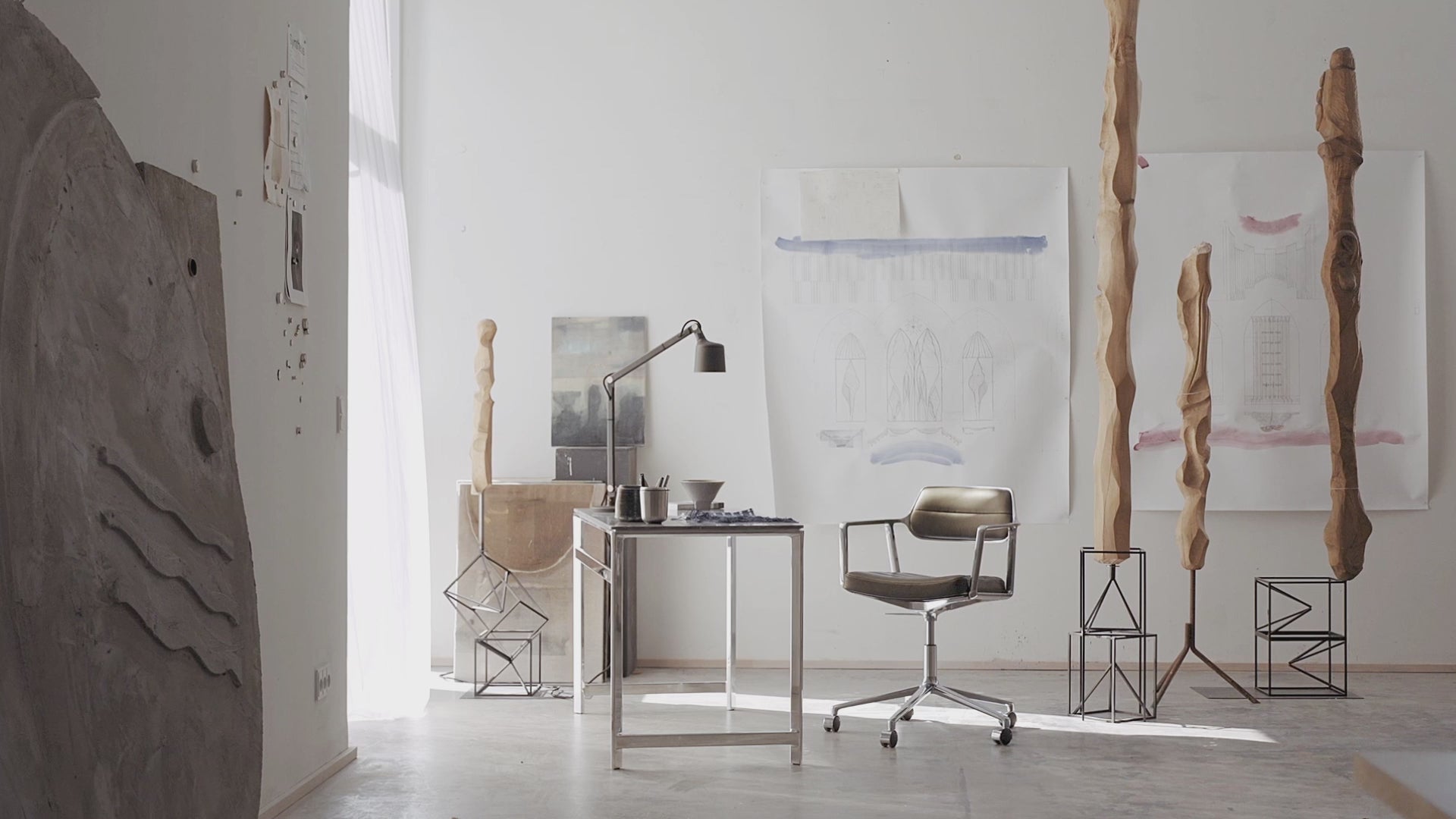 Krzesło biurowe 453+ karmelowa skóra z metalową podstawą