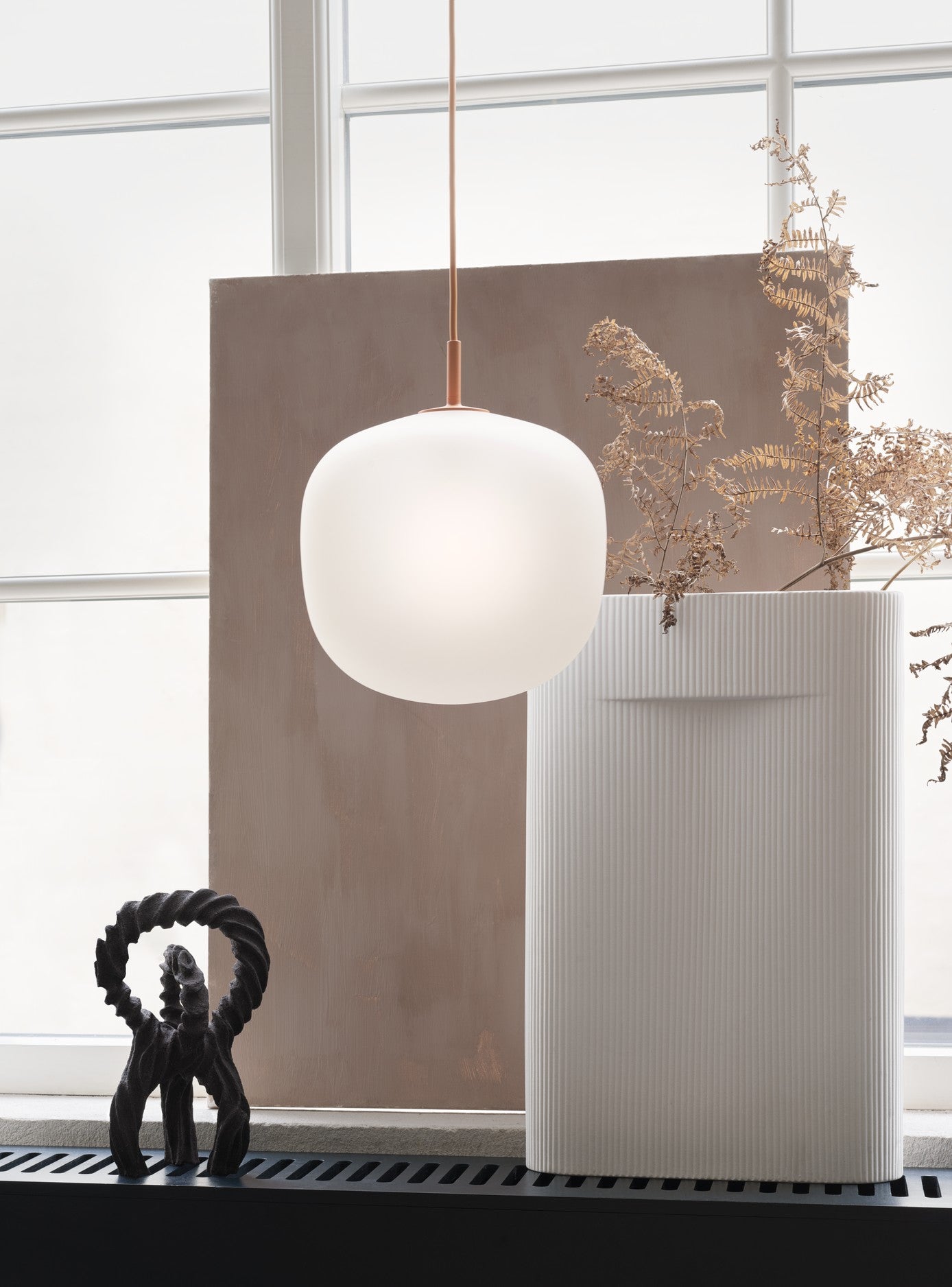 Wazon ceramiczny RIDGE złamana biel