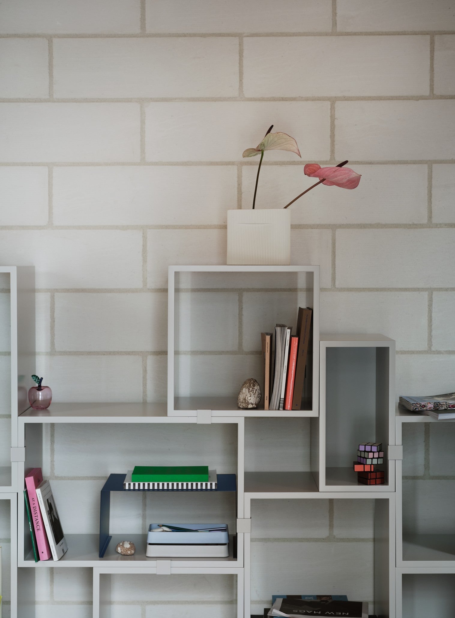 Wazon ceramiczny RIDGE złamana biel