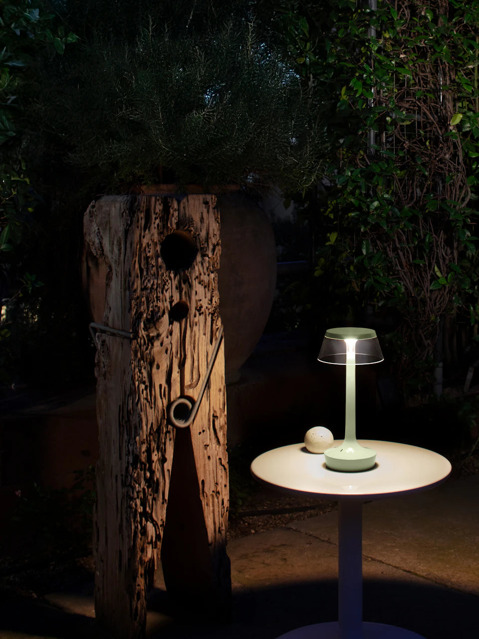 Tragbare Lampe BON JOUR UNPLUGGED grün mit transparentem Schirm