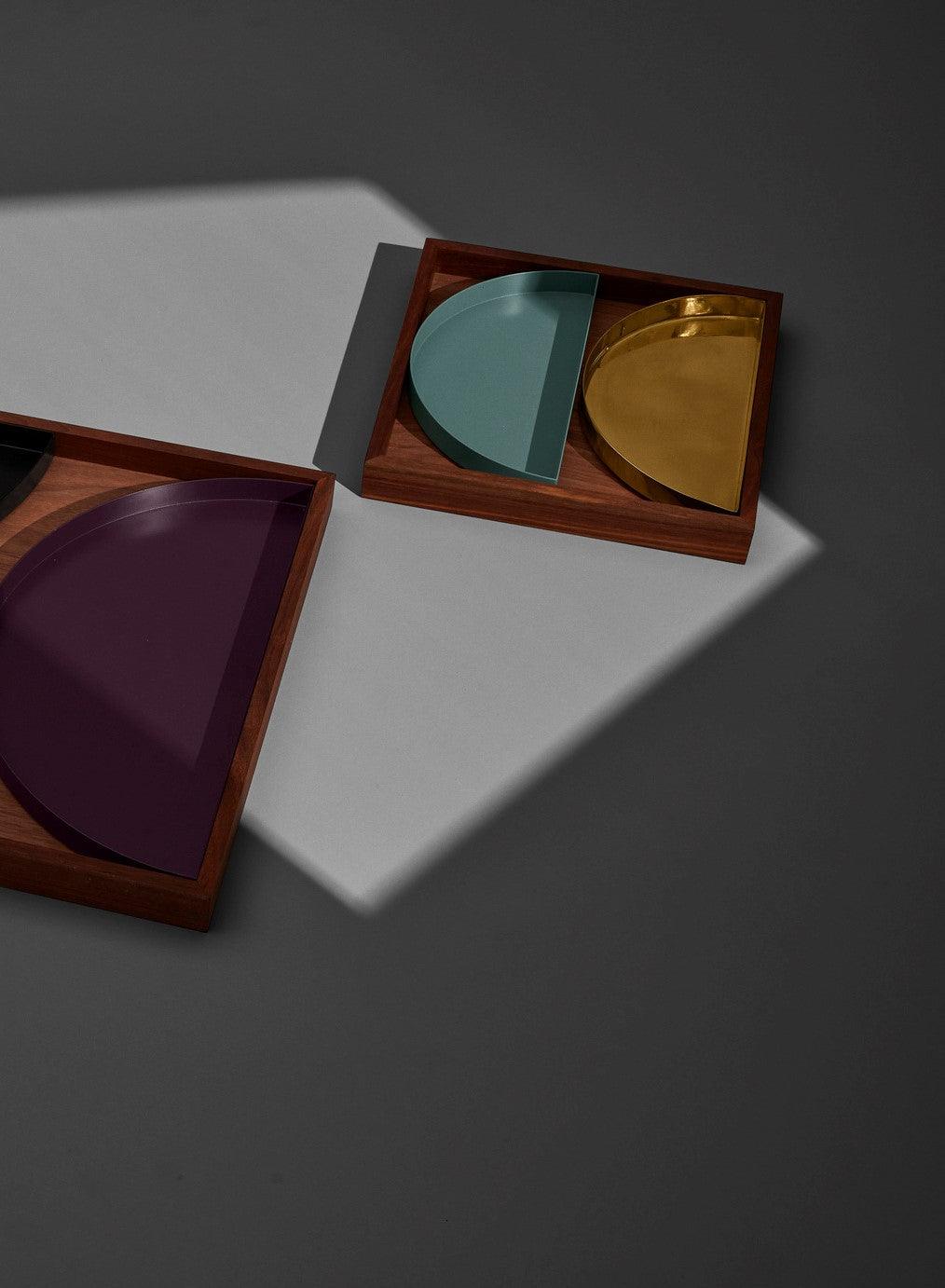 Taca drewniana UNITY orzech AYTM    Eye on Design