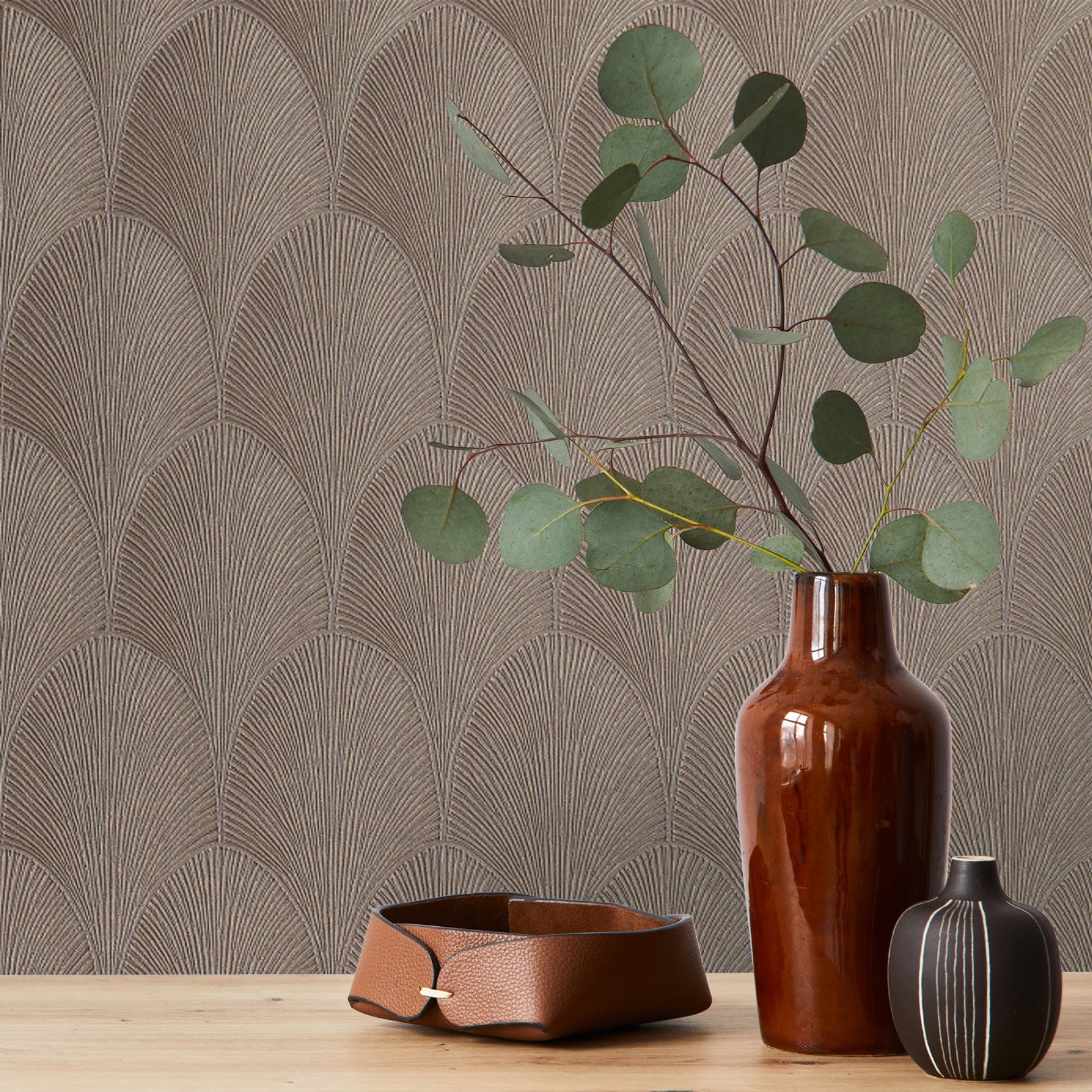 Tapeta metaliczna z abstrakcyjnym wzorem TOURMALINE - TAUPE taupe