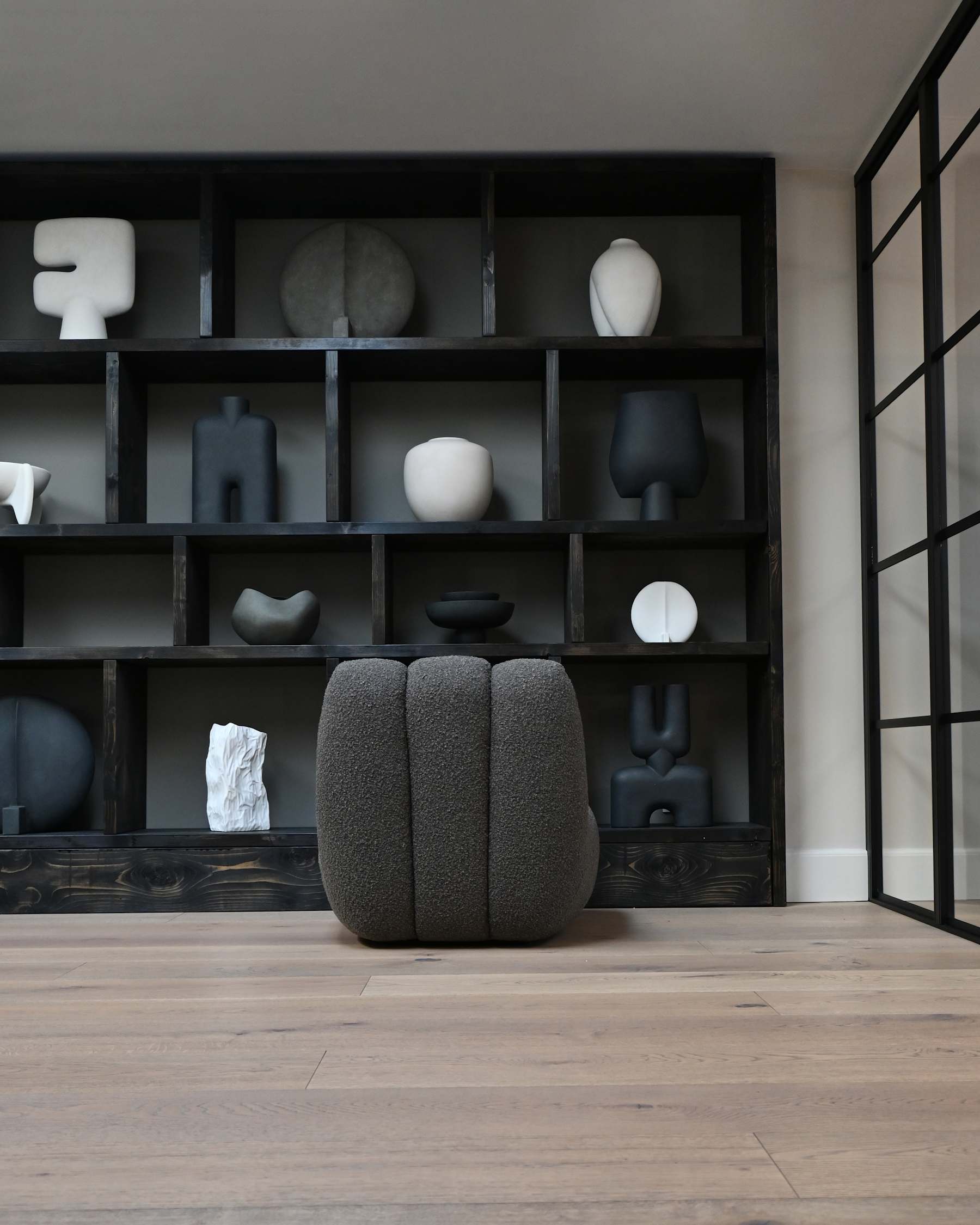 TOE armchair in gray-brown bouclé