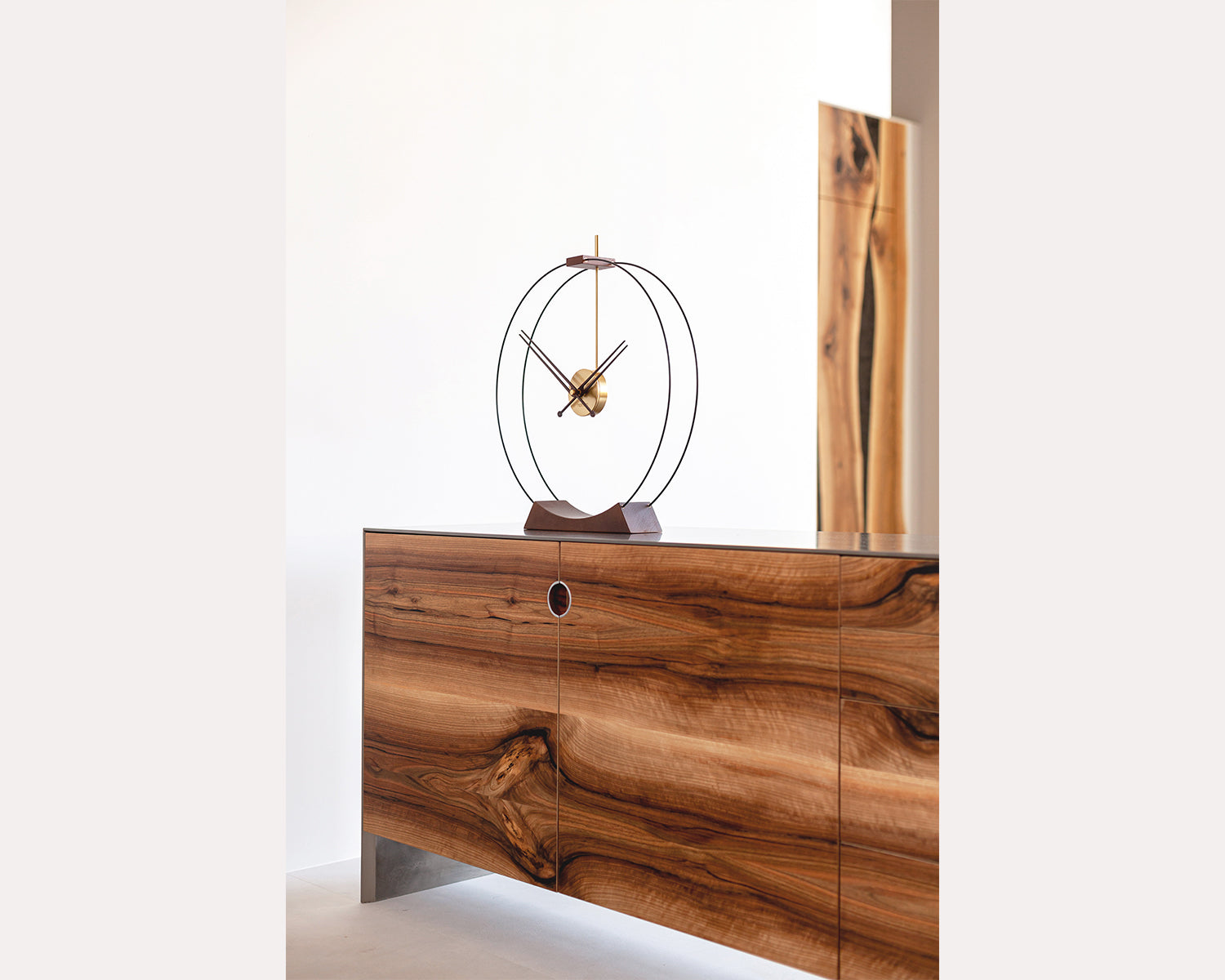 AIRE table clock made of ash wood with black