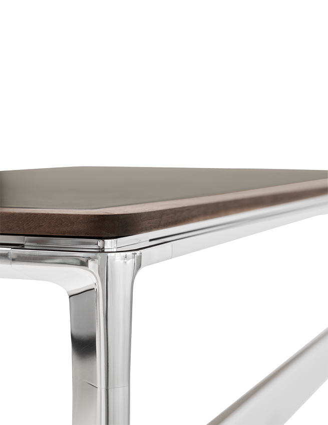 Schreibtisch STUDIO grüner Lederoberfläche mit Nussbaumrahmen und Aluminiumfuß