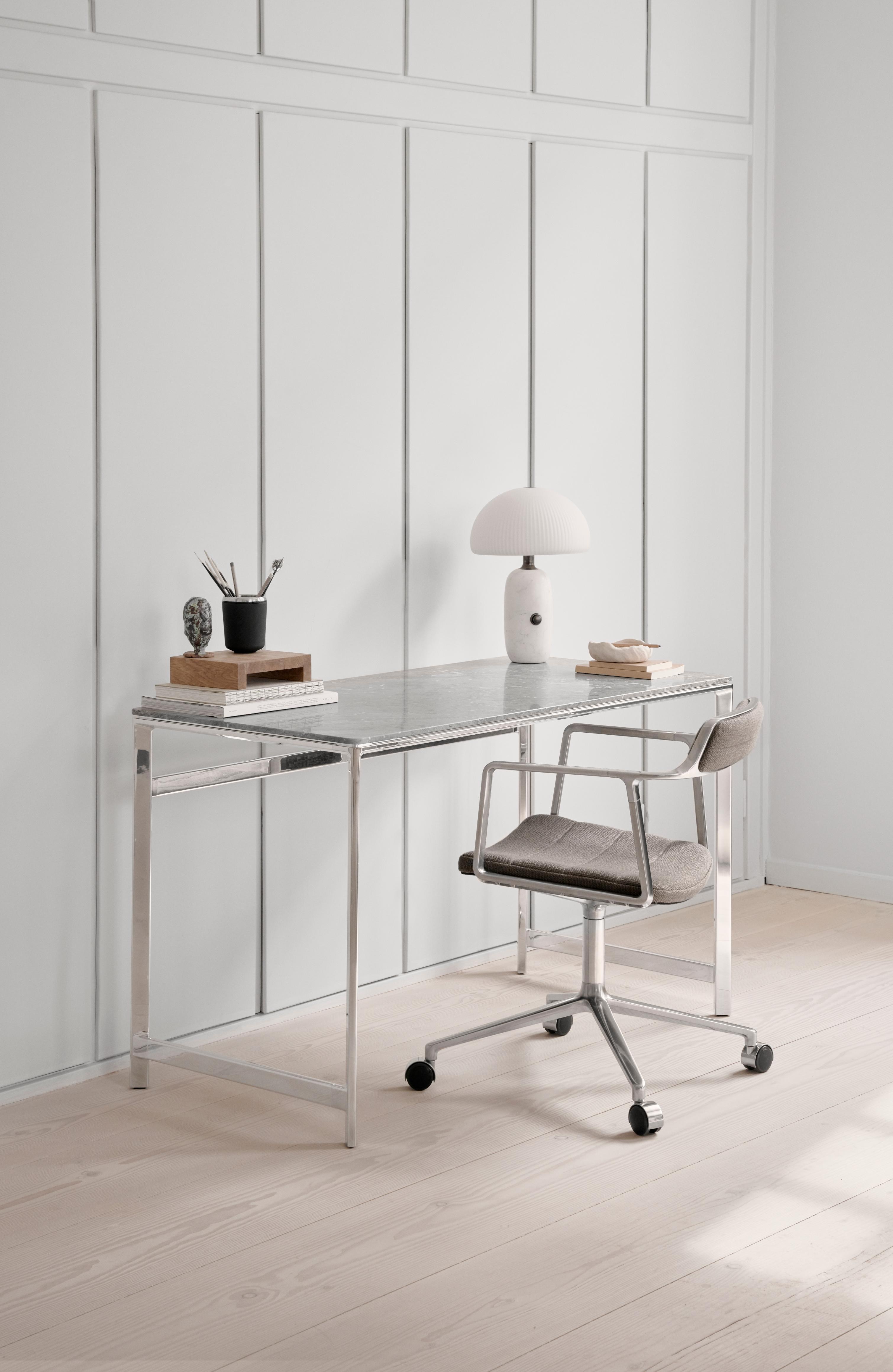 Biurko STUDIO marmurowy blat – Vipp