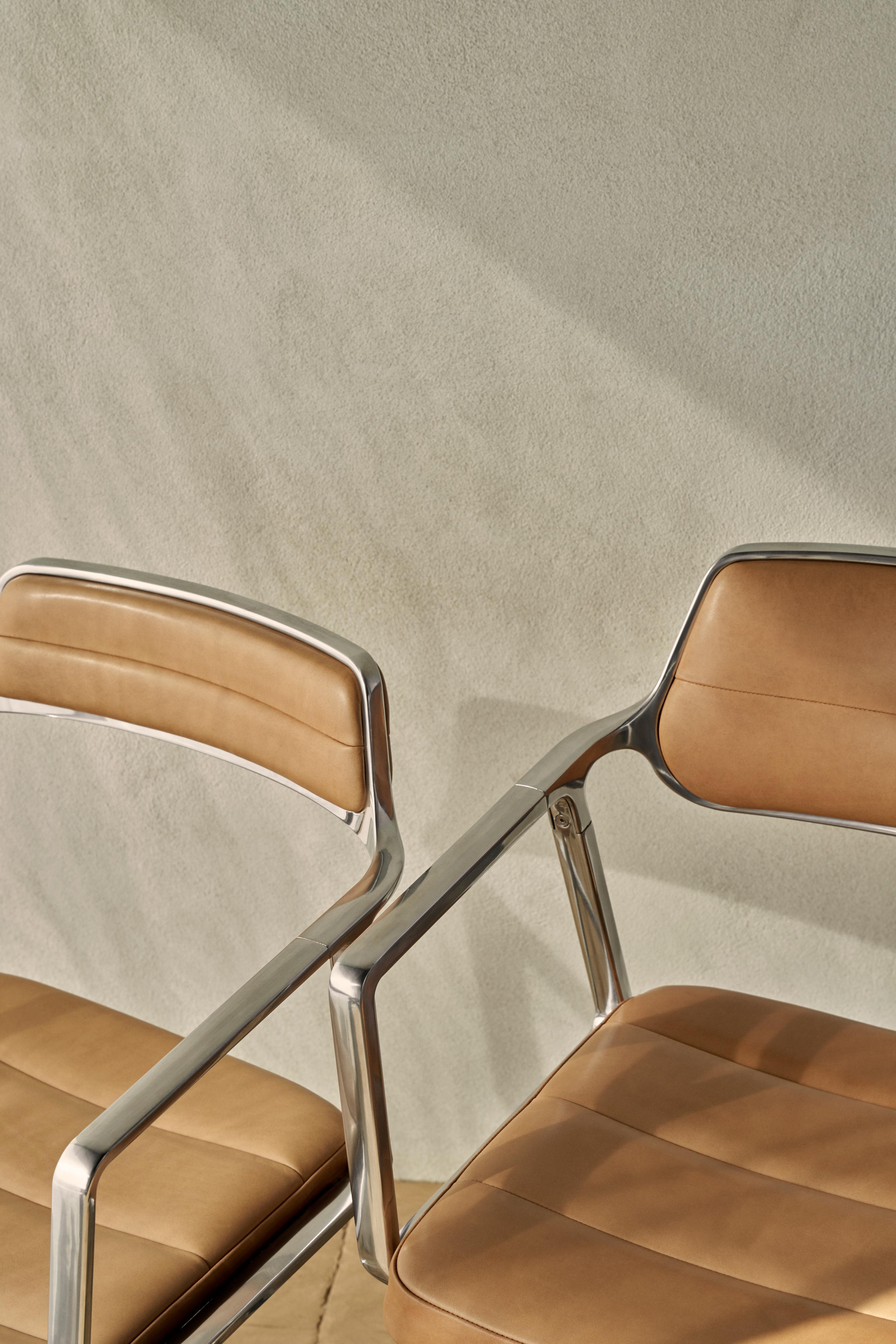 Krzesło biurowe 453+ karmelowa skóra z metalową podstawą