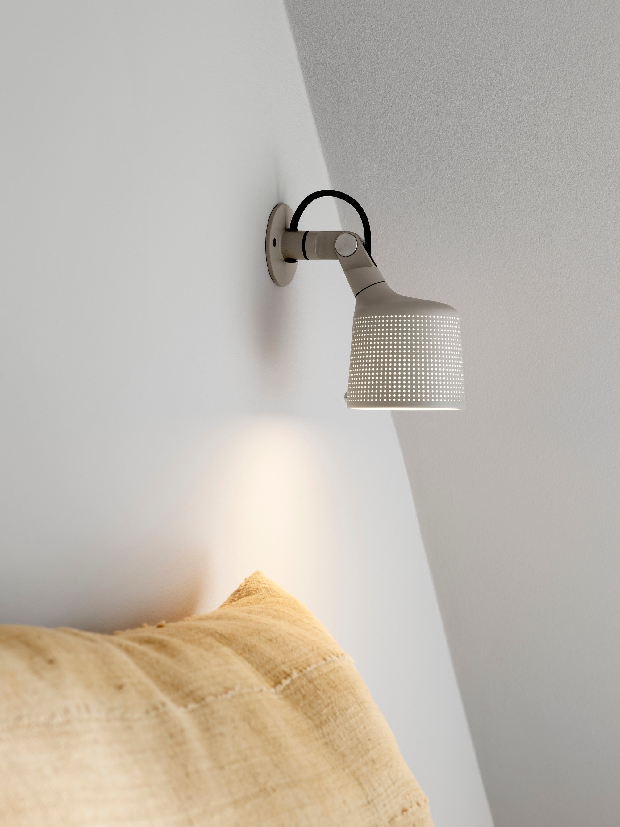 Lampa ścienna 524 szary metal