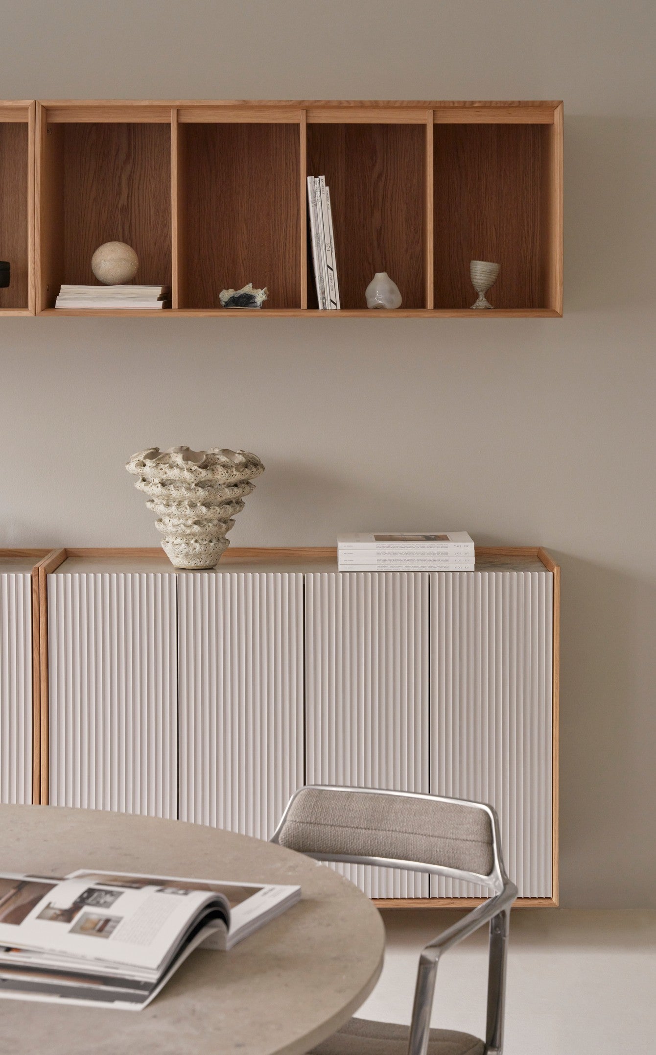H5 Hanging Chest of Drawers in Oak Veneer with Gray Marble Top