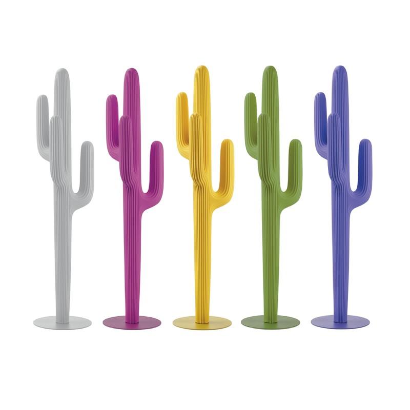 Wieszak SAGUARO zielony Qeeboo    Eye on Design