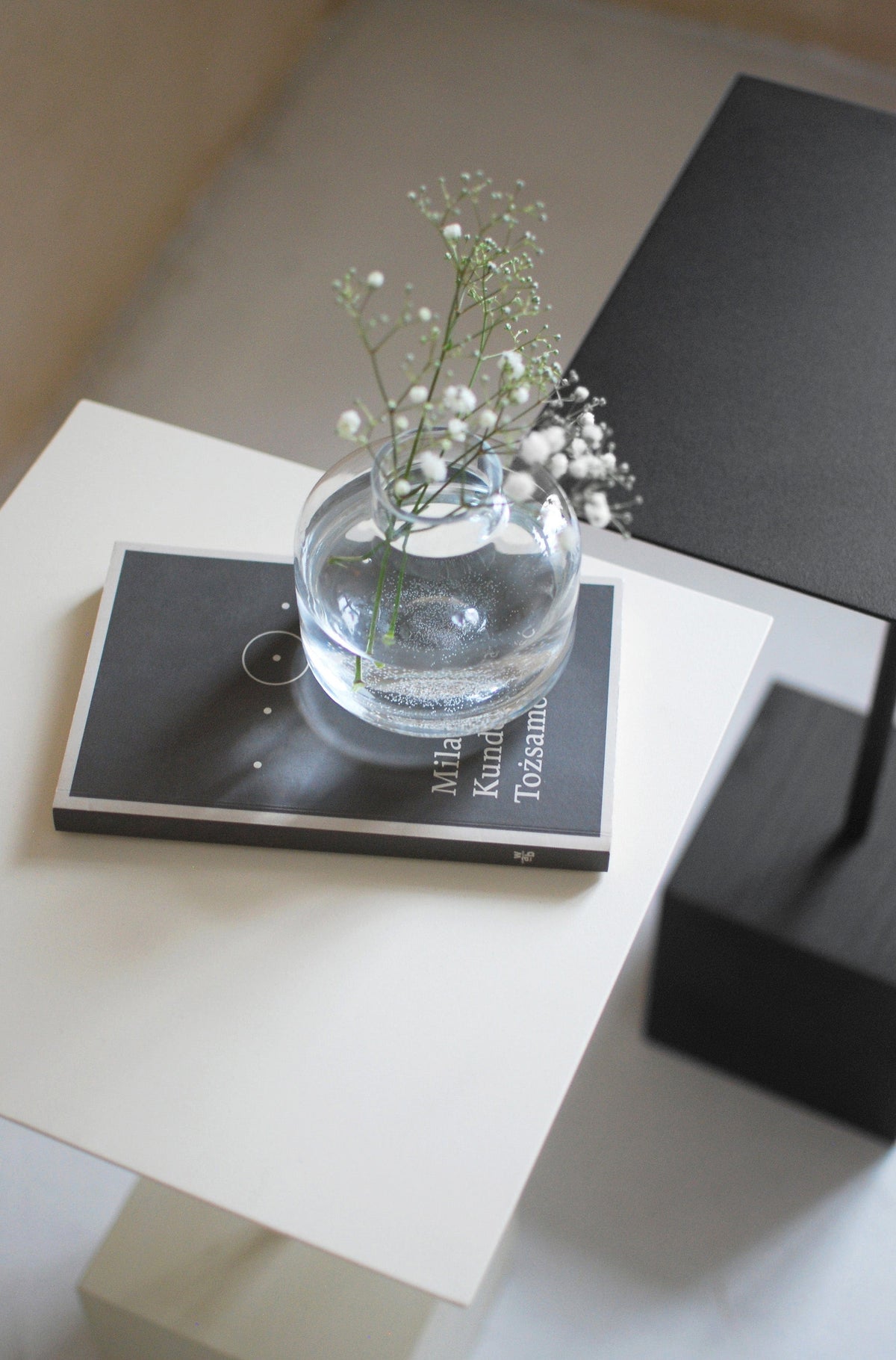 Stolik kawowy LEN jesion Salak    Eye on Design