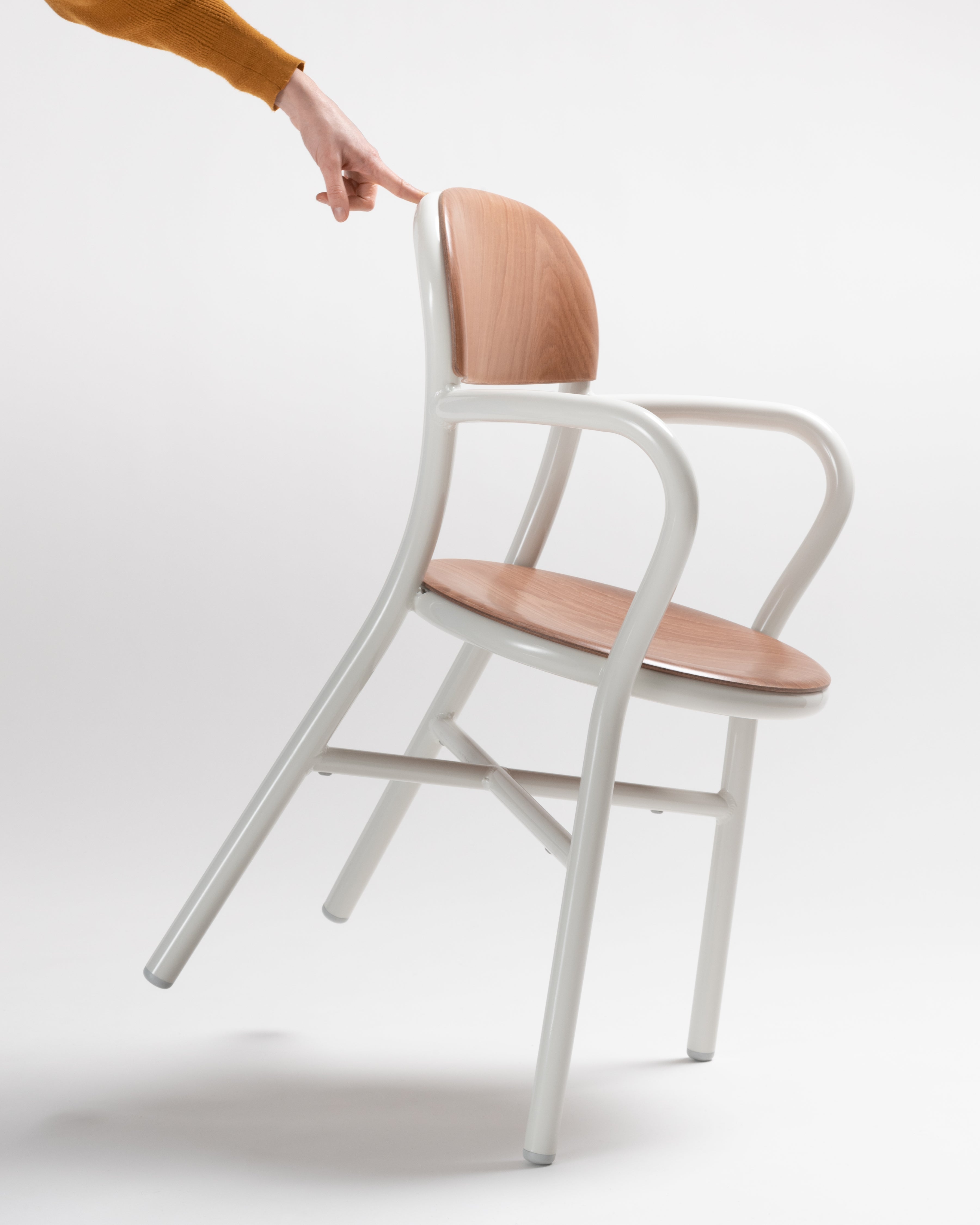 PIPE chair made of beech wood – Magis – Eye on Design