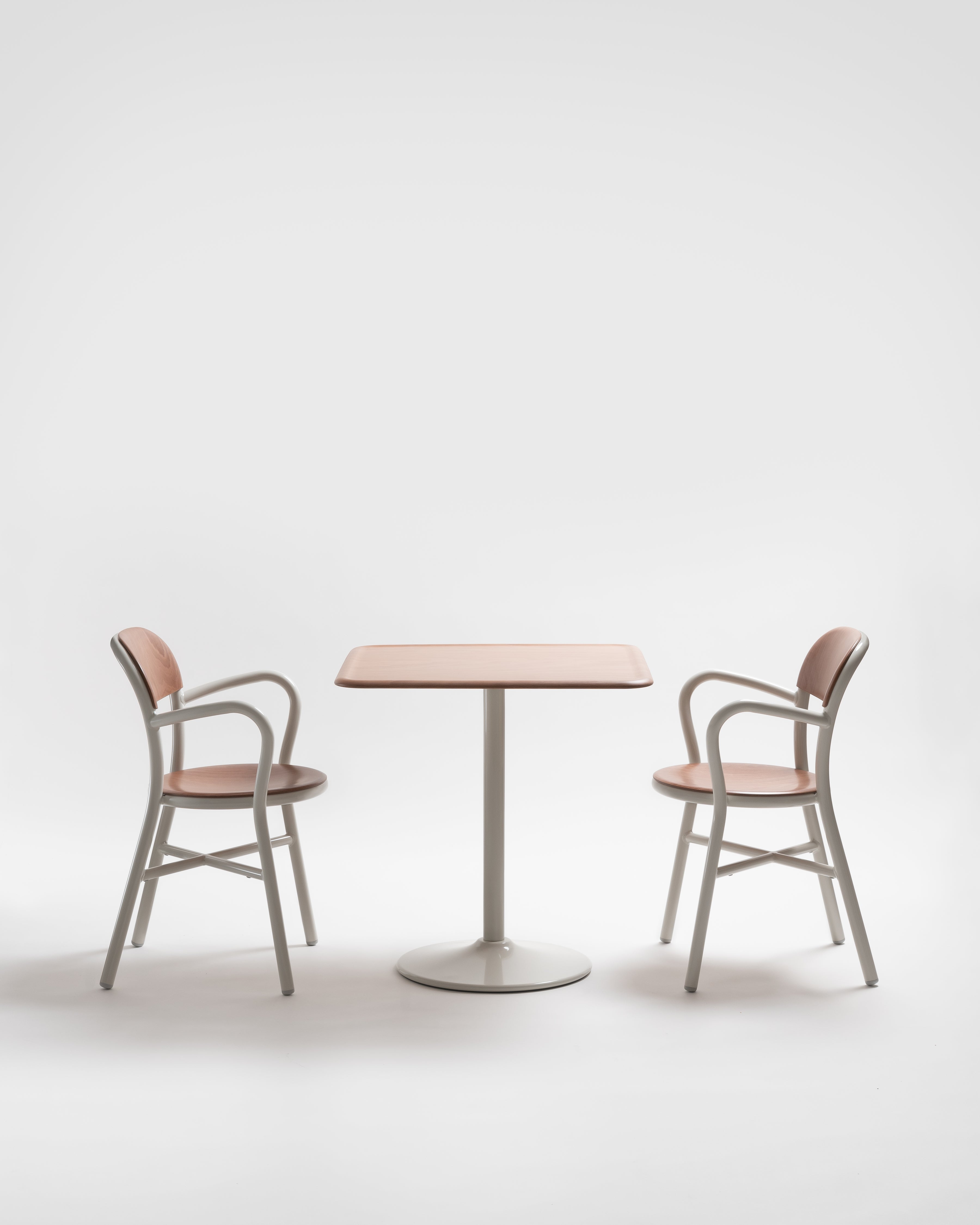 PIPE chair made of beech wood – Magis – Eye on Design